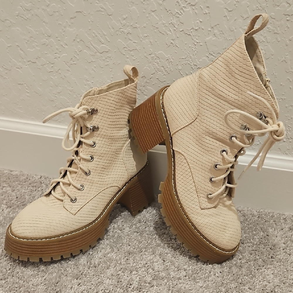 MIA Cream Lace-Up Chunky Heel Combat Boots